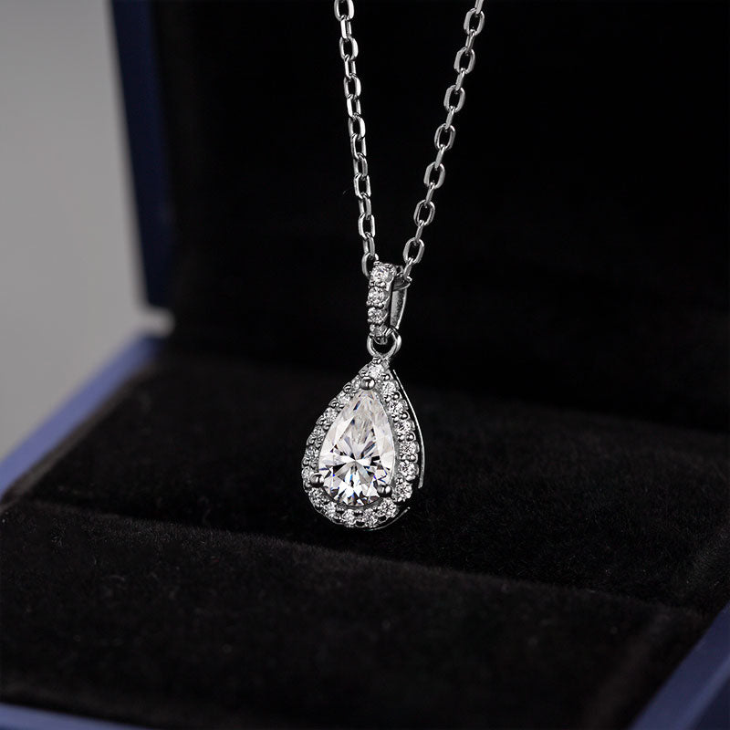 Pear cut хэлбэртэй  6.5 мм моиссанит зүүлт
