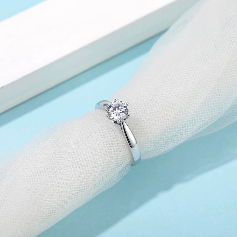 моиссанит 0.5ct алмаз алтаар бүрсэн бөгж