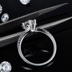 Twisted  загвартай 6.5mm Моиссанит чулуутай хуримын бөгж