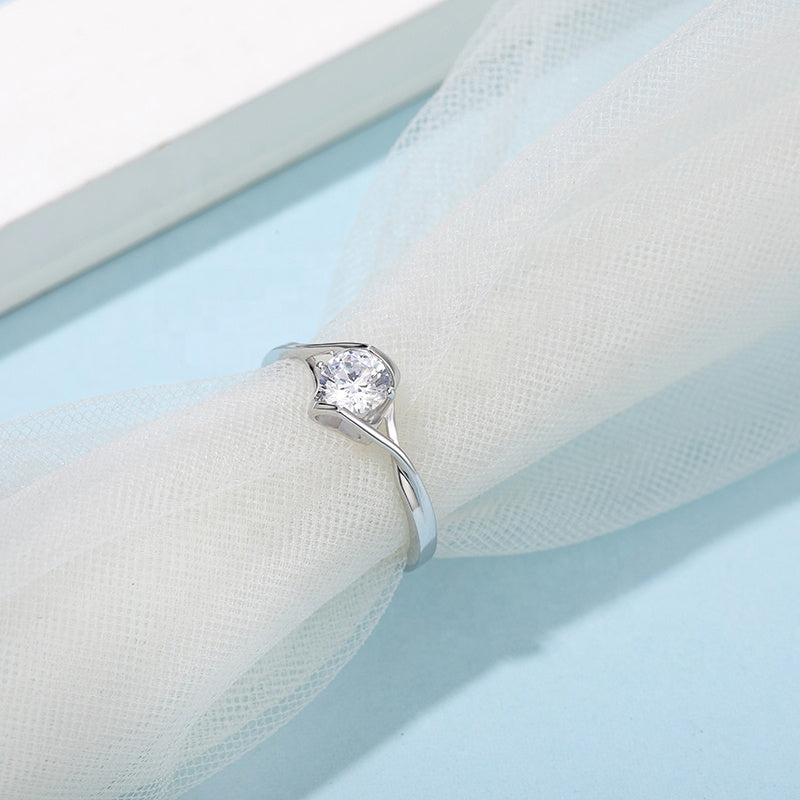 0.5ct моиссанит алмаз 18K алтаар бүрсэн сүйн бөгж