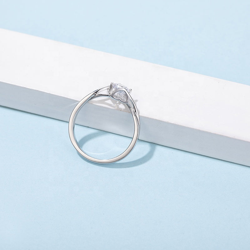 0.5ct моиссанит алмаз 18K алтаар бүрсэн сүйн бөгж