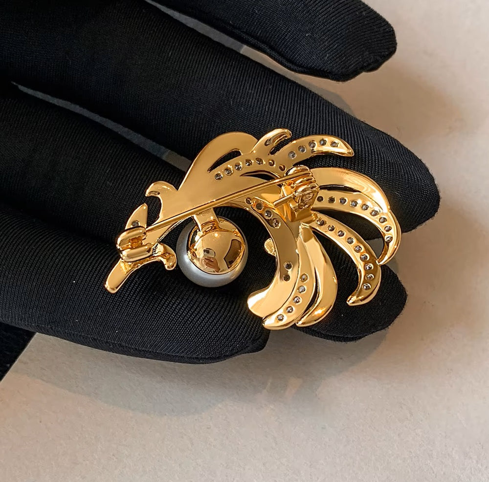 Байгалийн сувдан 18К алтаар бүрсэн зүүлт