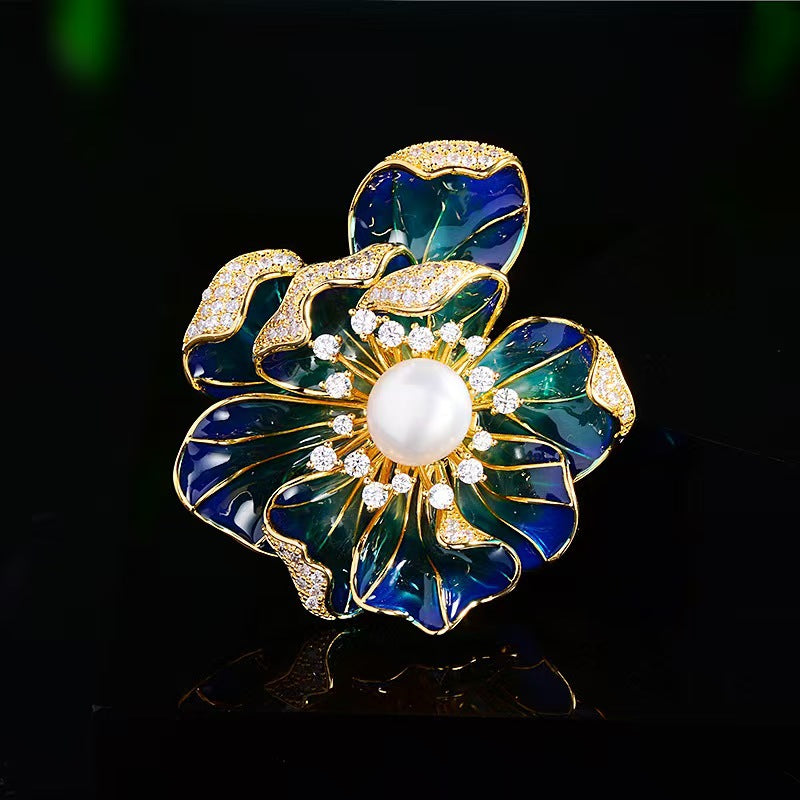 Цэвэр сувд ногоон паалан энгэрийн зүүлт