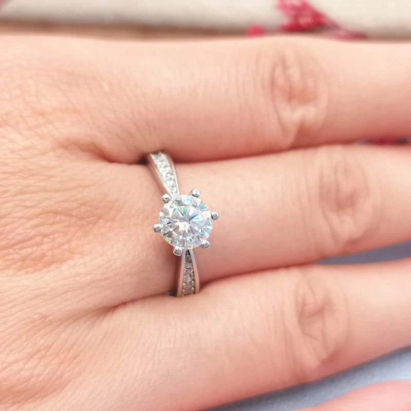 1.5CT  D өнгөт 7.5 MM моиссанит алмаз хурмын бөгж