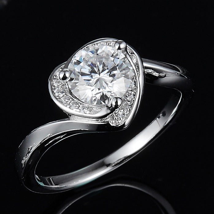 Хайр сэтгэл 6.5 мм моиссанит бөгж