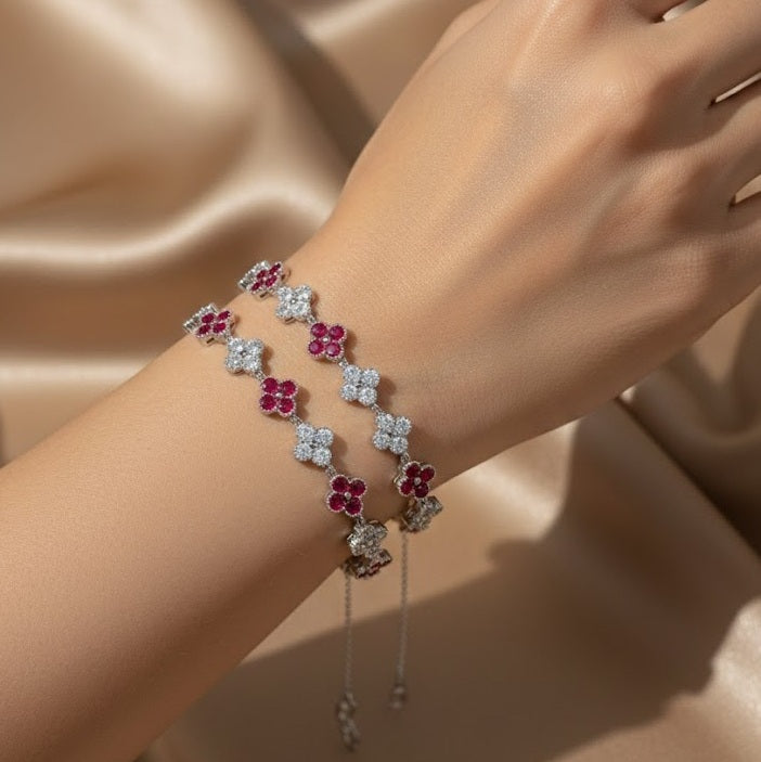 Лаб бадмаараг цэцэг мөнгөн бугуйвч