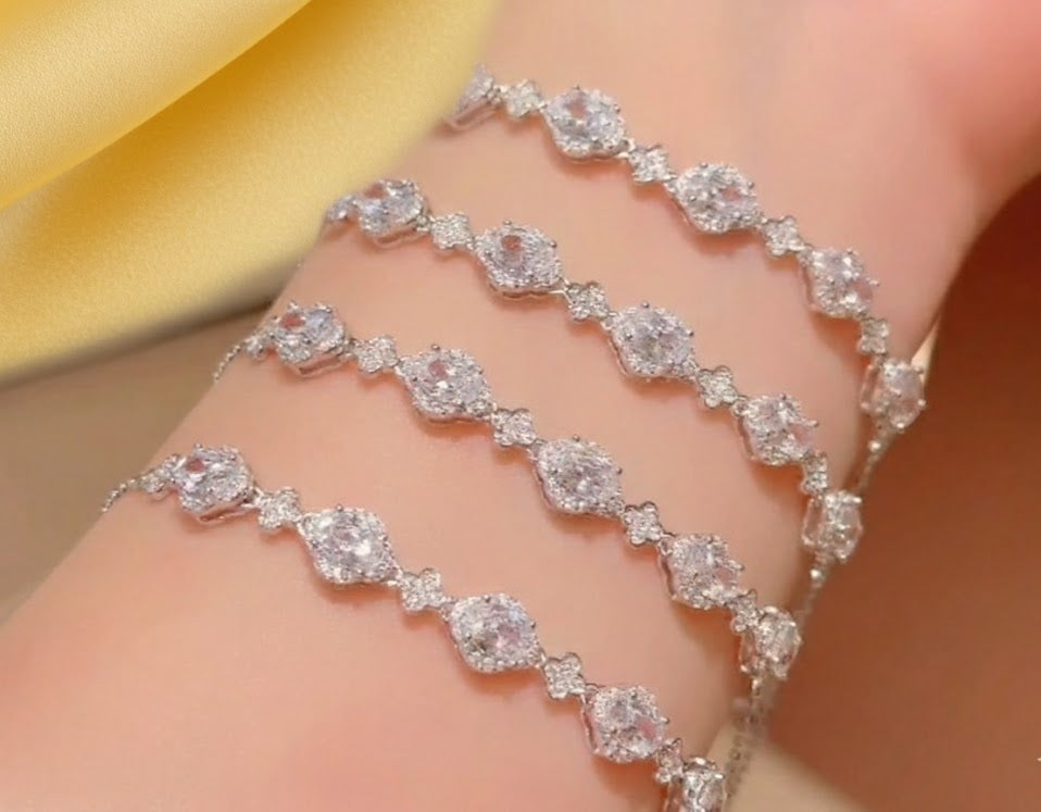 5А зэрэглэлийн циркон мөнгөн бугуйвч