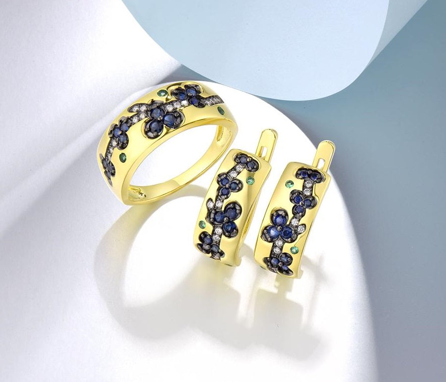 Хар хөх шигтгээтэй цэцэгтэй үнэт эдлэлийн хослол