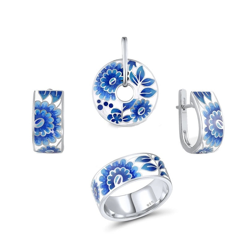 Цэнхэр цэцэгтэй паалантай хослол